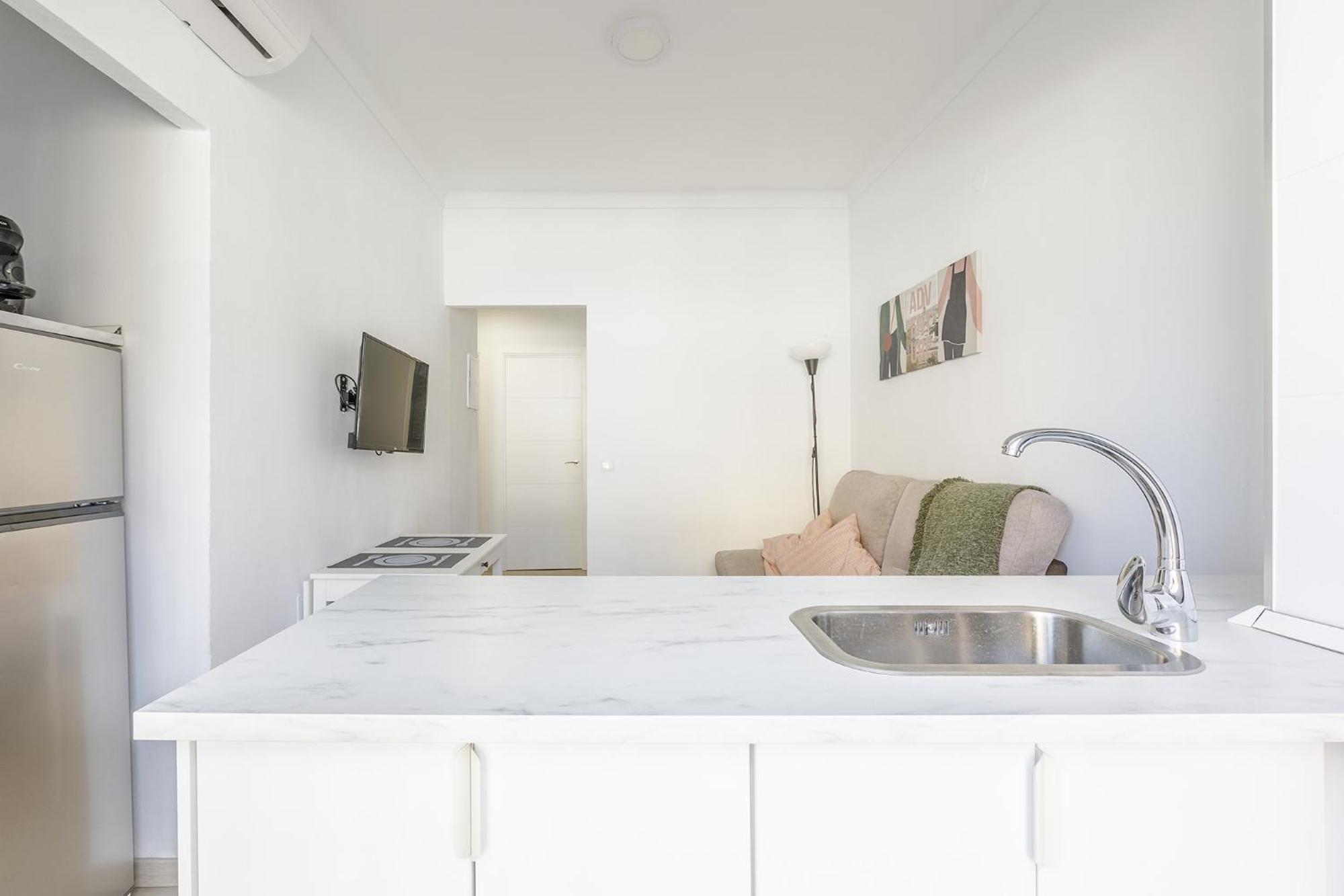 Apartment A&n